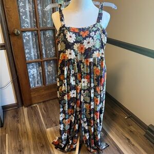 NATURAL LIFE Floral Jumpsuit with Orange and White Accents